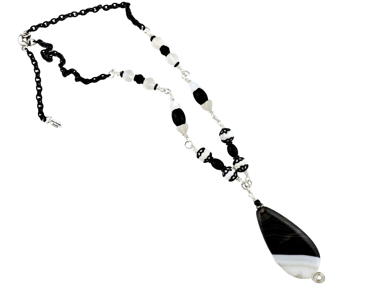 Handmade teardrop agate pendant necklace with black and white beads