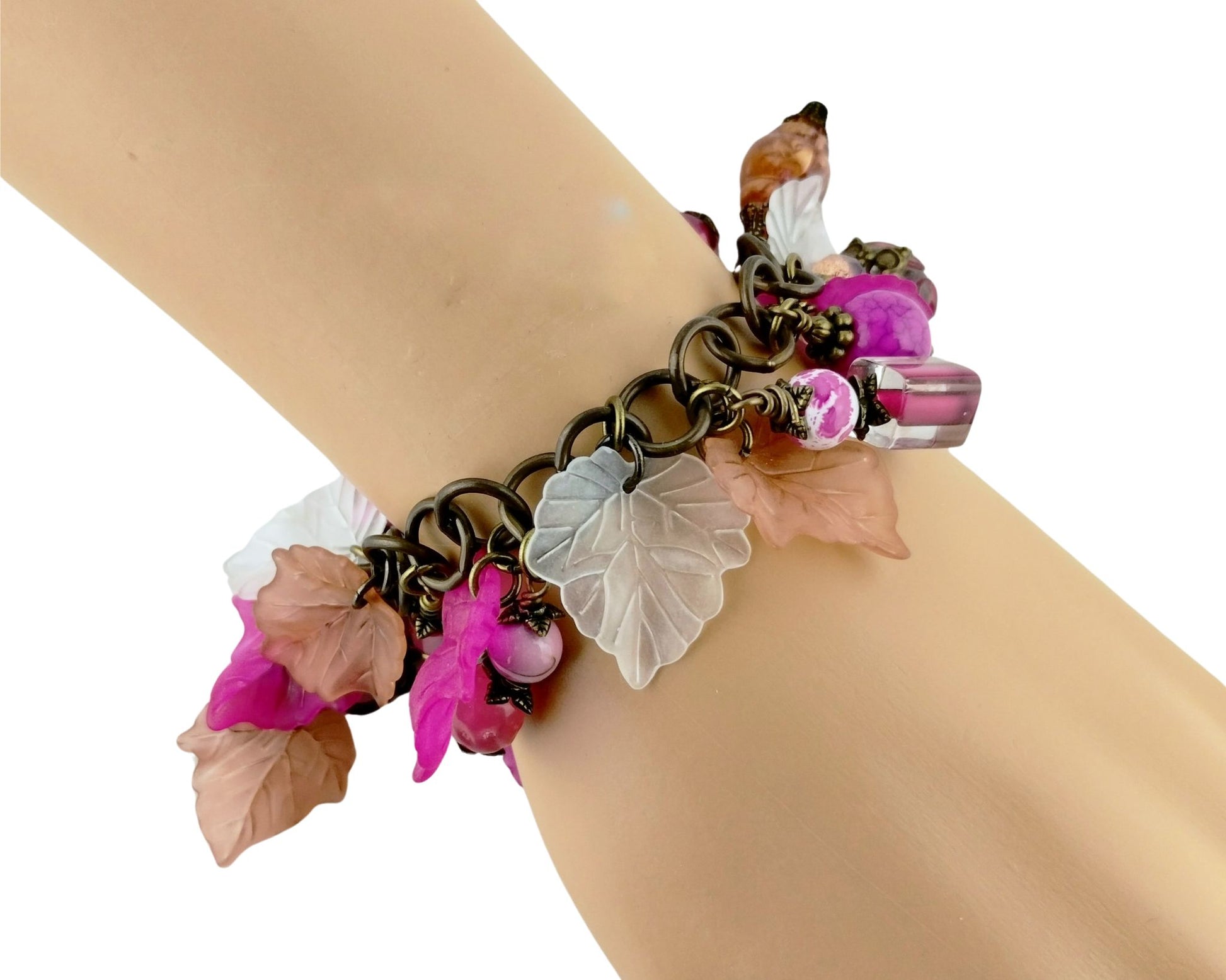 Adjustable charm bracelet with acrylic leaves and glass bead drops