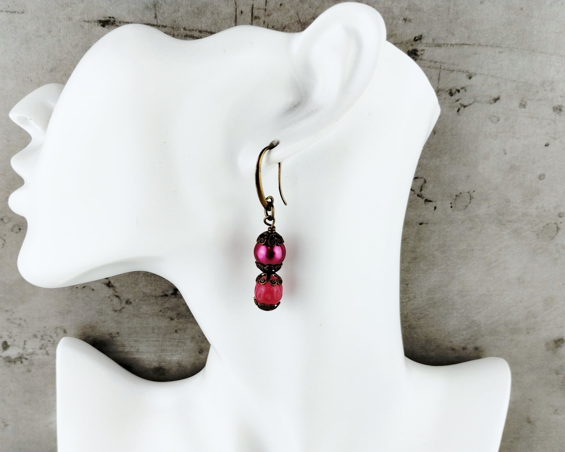 Lightweight colorful earrings with glass pearls and brass hooks