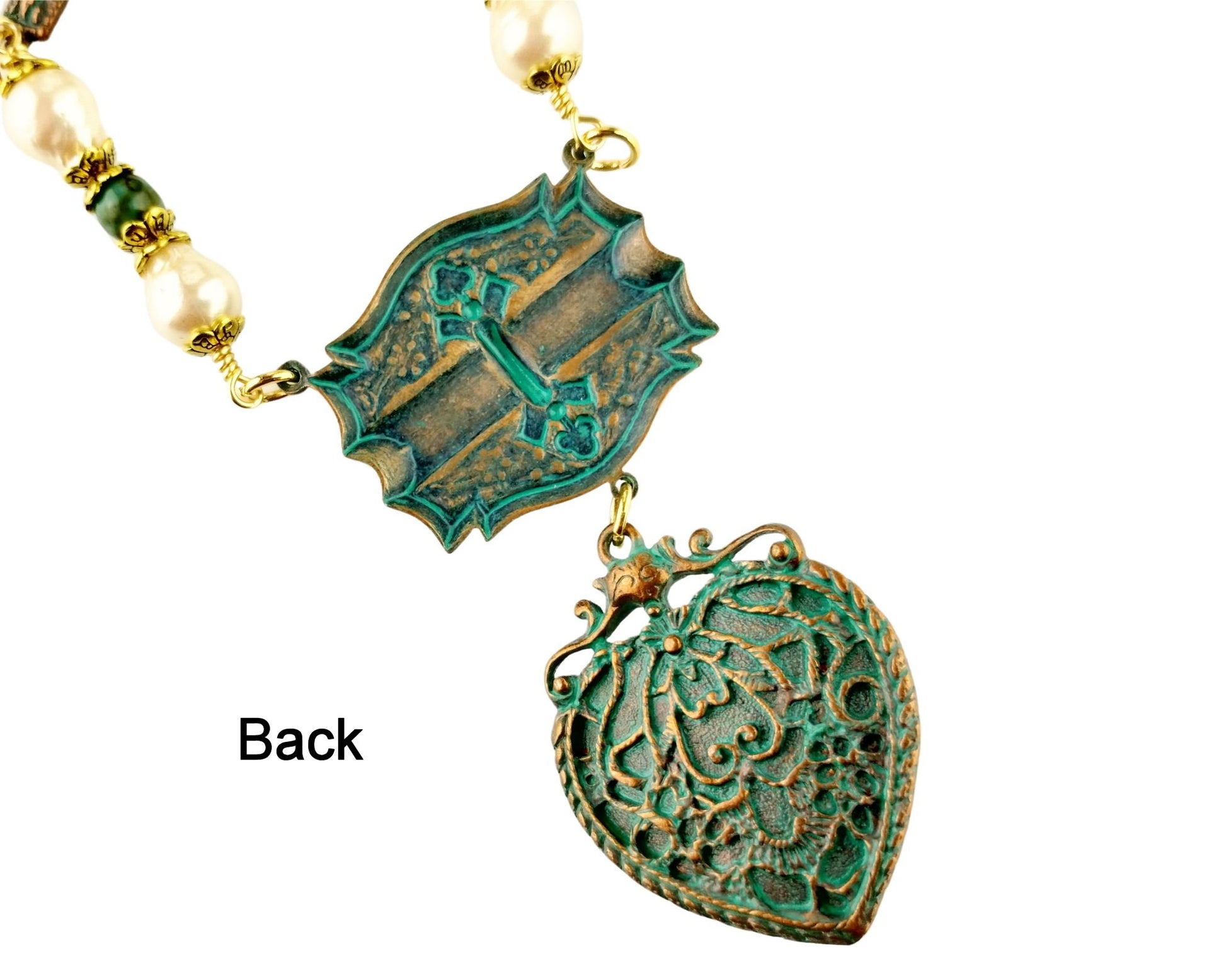 Back of Romantic heart pendant with gold glitter and vintage-inspired finish