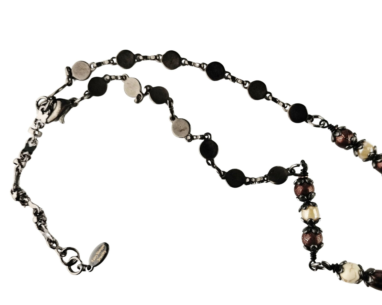 Vintage-inspired jewelry set with brown glitter and howlite accents